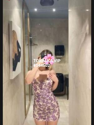 Жақыннан жасалған лесбиянканың сүйісі